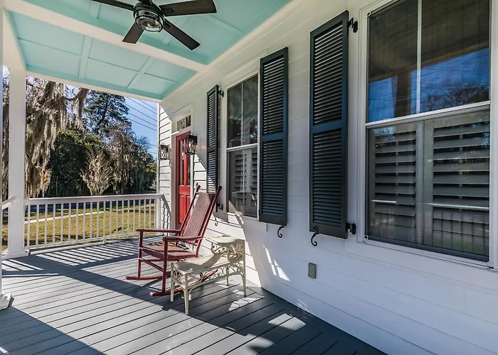 New Listing - Centrally Located Beaufort Home