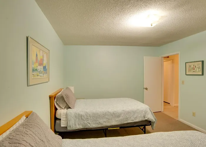 Downtown Home W/ Yard & Bbq - 6 Mi To Downtown!